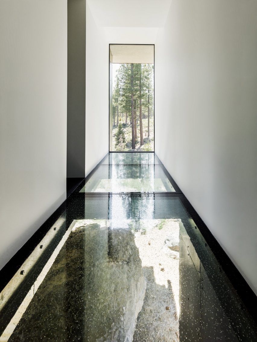 Creek House by Faulkner Architects