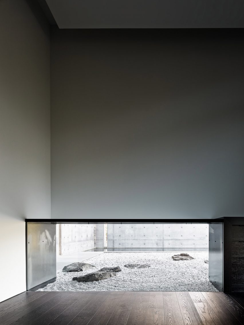 Creek House by Faulkner Architects