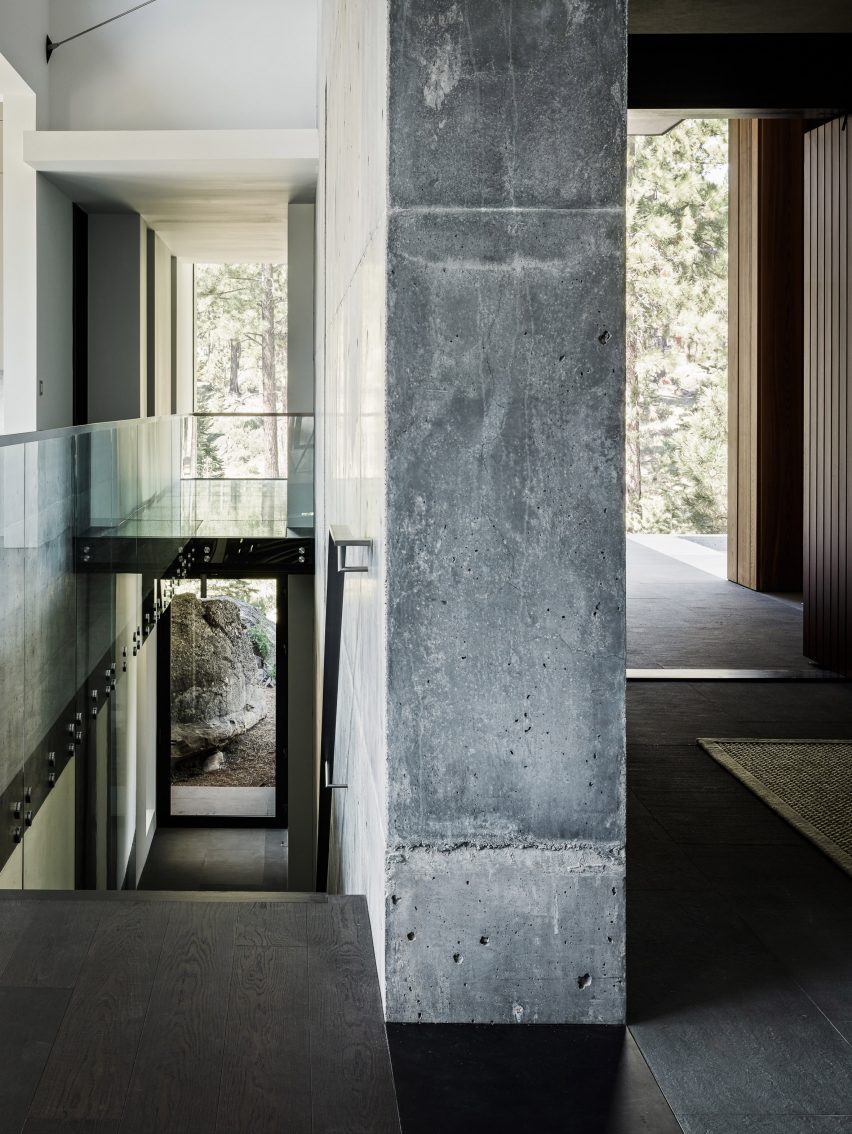 Creek House by Faulkner Architects