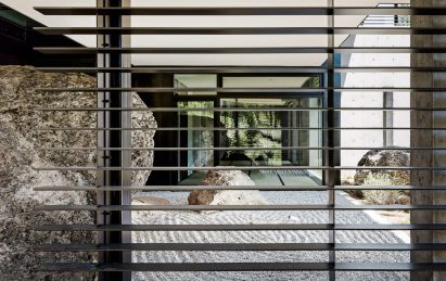 Creek House by Faulkner Architects