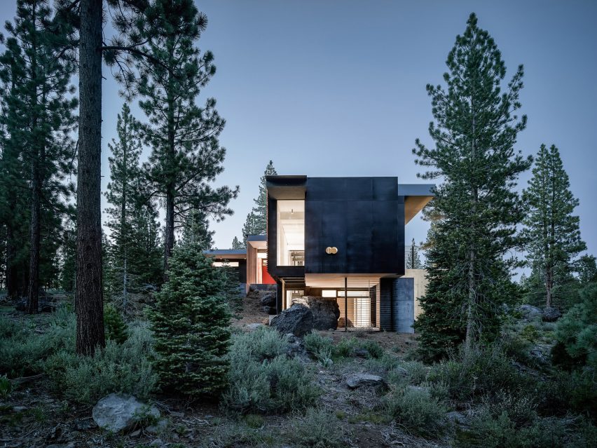 Creek House by Faulkner Architects