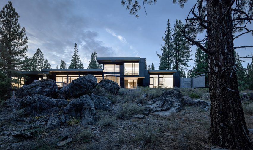 Creek House by Faulkner Architects
