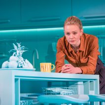 Es Devlin creates blue-hued set for Girls & Boys play starring Carey Mulligan