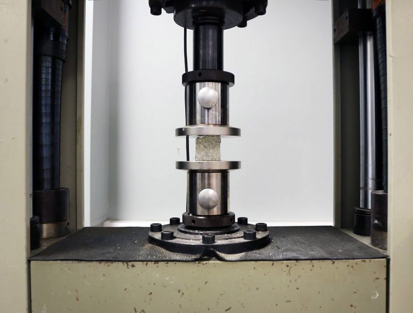 Finite alternative concrete made from desert sand