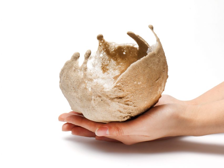 Finite alternative concrete made from desert sand