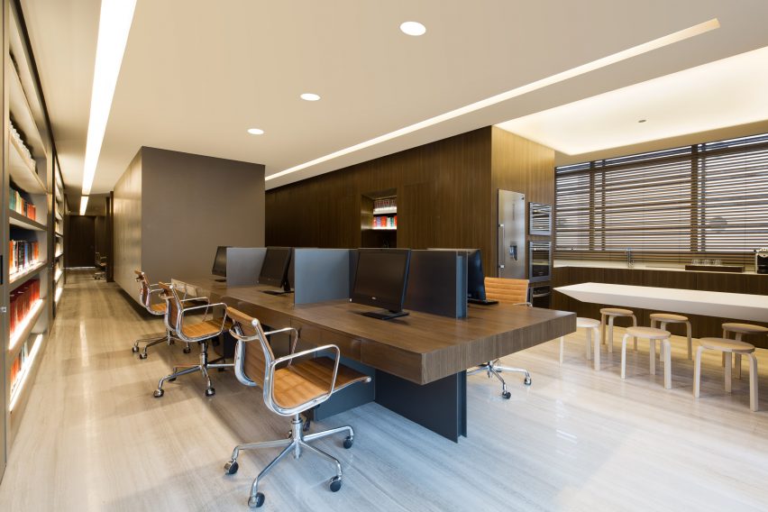 Ha Office by Studio Arthur Casas
