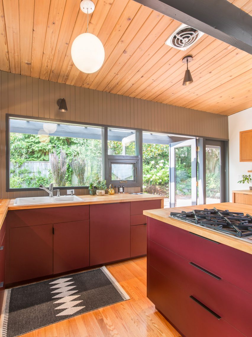 Hillside Midcentury by SHED Architecture & Design