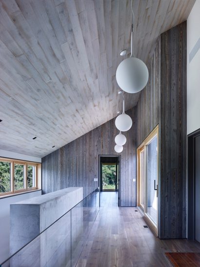 House in Amagansett by Maziar Behrooz Architecture