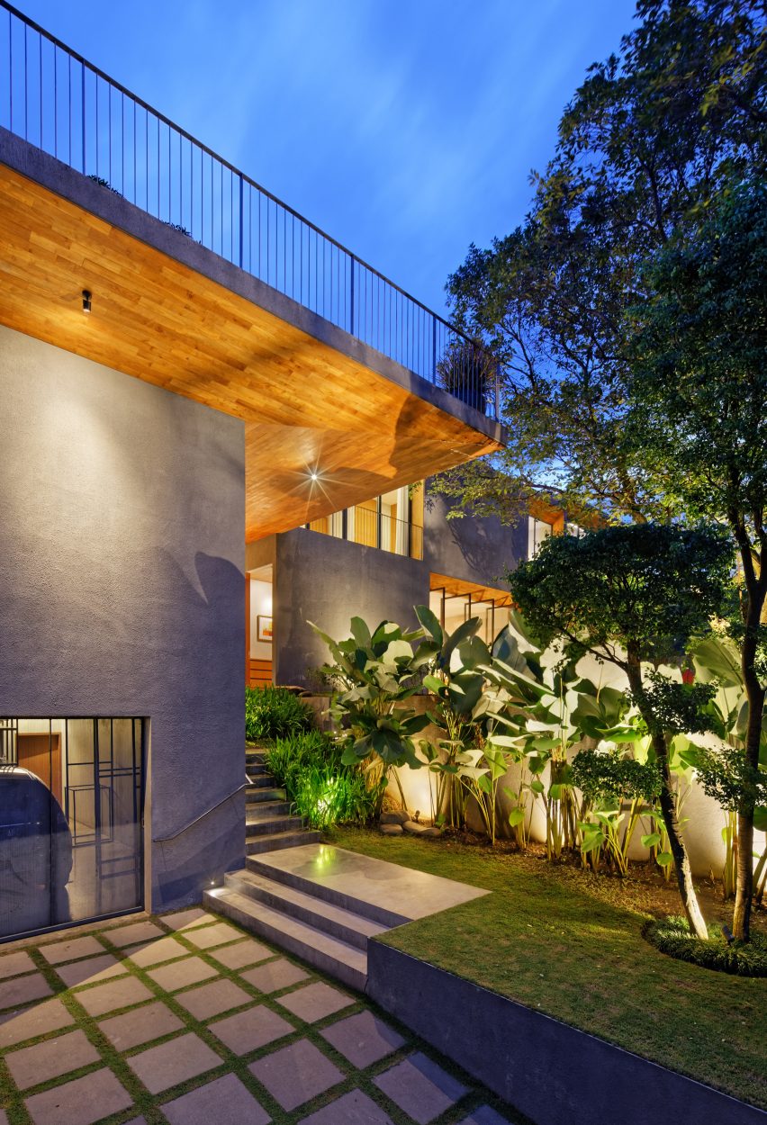 House of Inside and Outside by Tamara Wibowo Architects