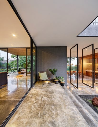 House of Inside and Outside by Tamara Wibowo Architects