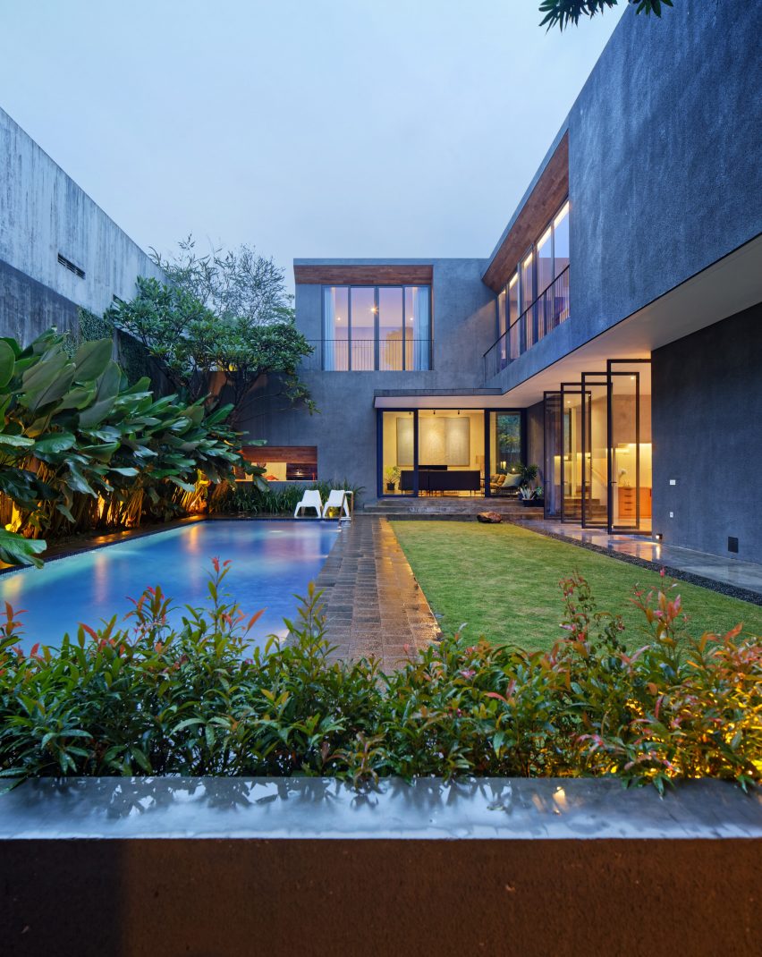 House of Inside and Outside by Tamara Wibowo Architects