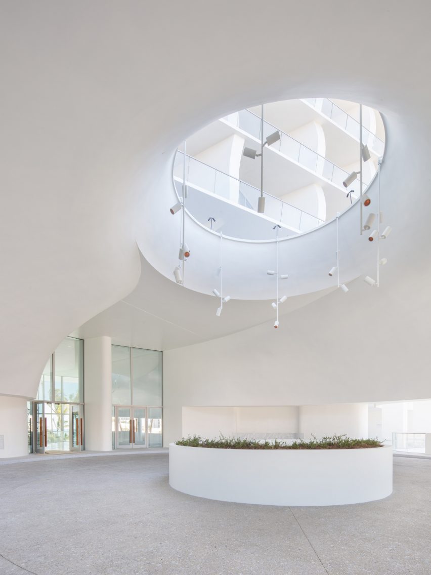 Jade Signature by Herzog & de Meuron