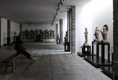 Luyeyuan Buddhist Sculpture Museum by Jiakun Architects, photos by Jazzy Li