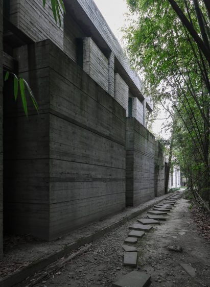 Luyeyuan Buddhist Sculpture Museum by Jiakun Architects, photos by Jazzy Li