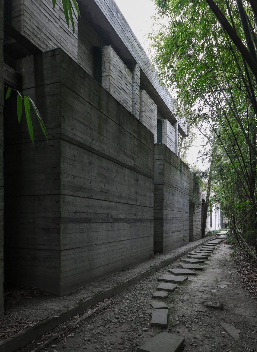 Luyeyuan Buddhist Sculpture Museum by Jiakun Architects, photos by Jazzy Li