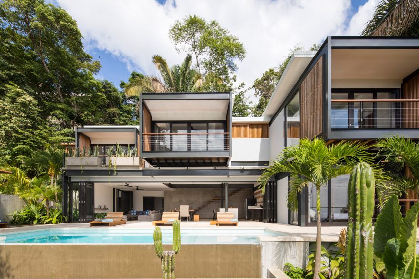 Joya Villas by Studio Saxe