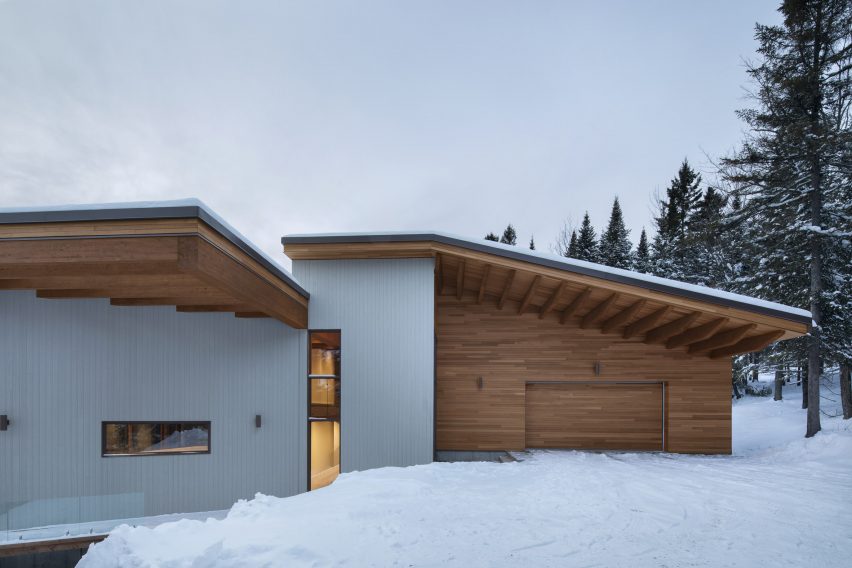 L'Accostee House by Bourgeois Lechasseur architects