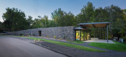 Landscape Pavilion by Anne Carrier architecture
