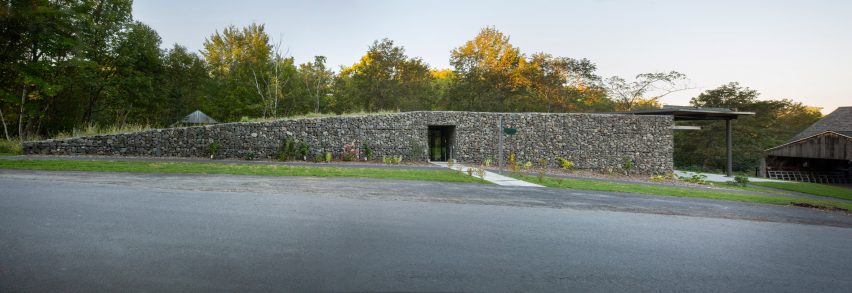 Landscape Pavilion by Anne Carrier architecture