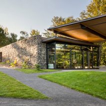 Landscape Pavilion by Anne Carrier architecture