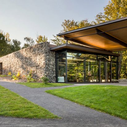 Landscape Pavilion by Anne Carrier architecture