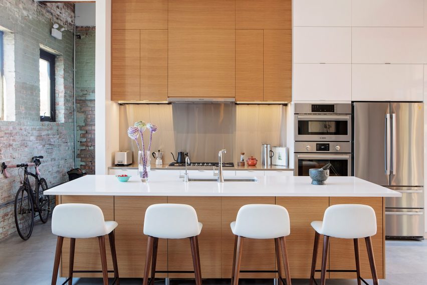 Logan Certified by Moss Design