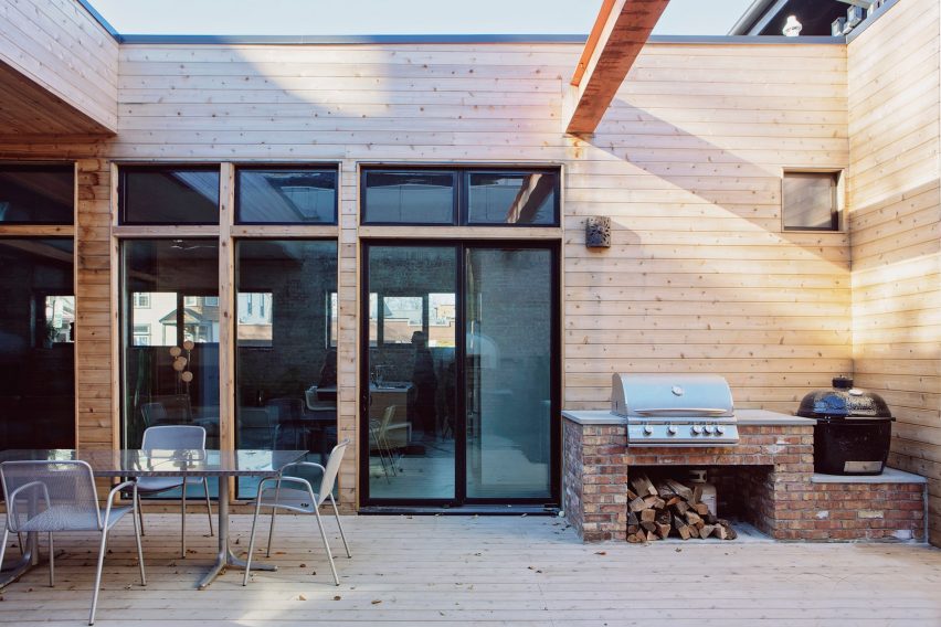 Logan Certified by Moss Design