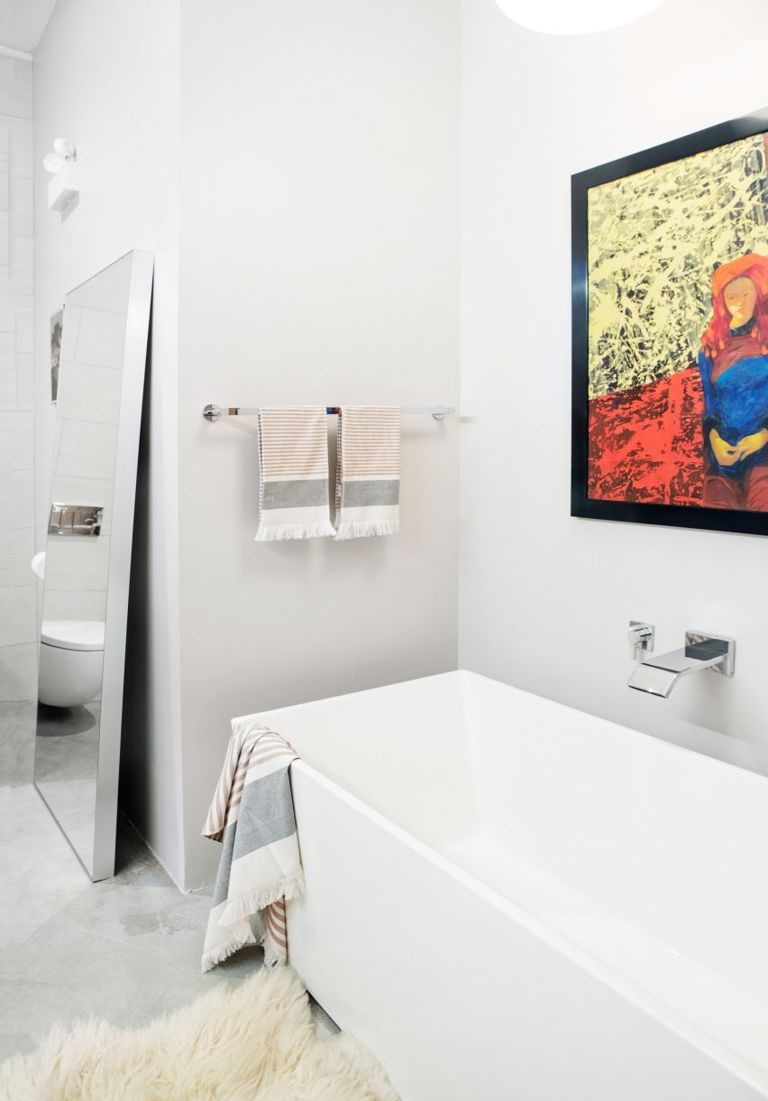 Logan Certified by Moss Design