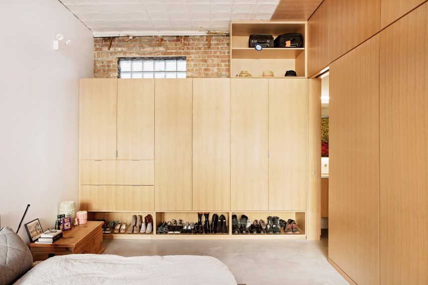 Logan Certified by Moss Design