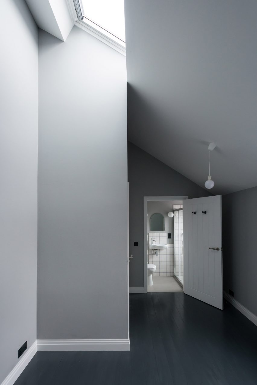 Pink-and-green house by Office S&M is an antidote to London's bland rental market