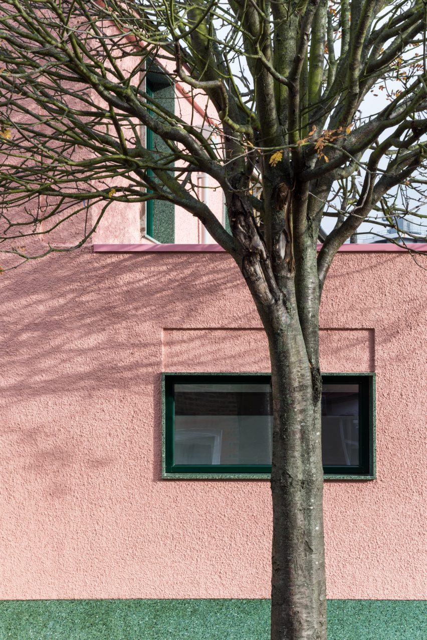 Pink-and-green house by Office S&M is an antidote to London's bland rental market