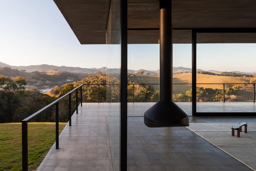Moenda House by Felipe Rodrigues arquiteto