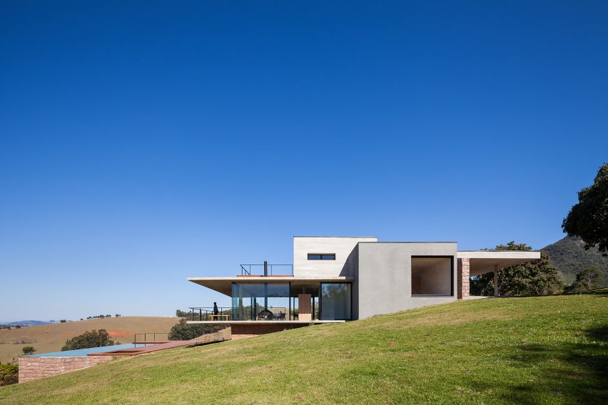 Moenda House by Felipe Rodrigues arquiteto