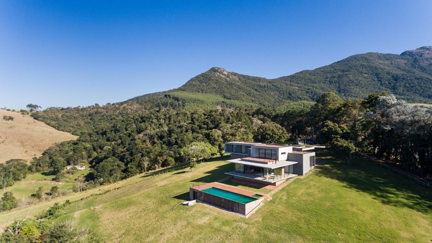 Moenda House by Felipe Rodrigues arquiteto