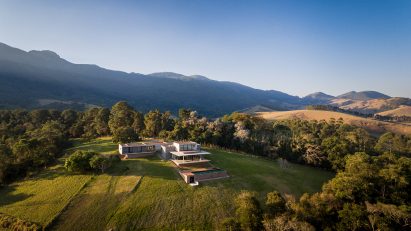 Moenda House by Felipe Rodrigues arquiteto