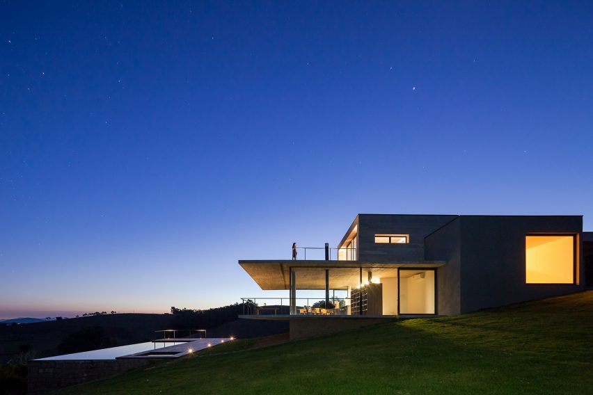 Moenda House by Felipe Rodrigues arquiteto