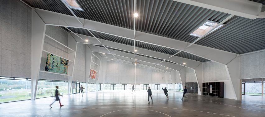 Multi-purpose Sports and Community Facility by Nord Architects