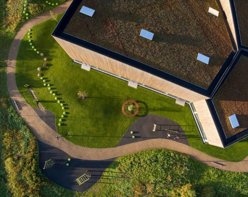 Multi-purpose Sports and Community Facility by Nord Architects