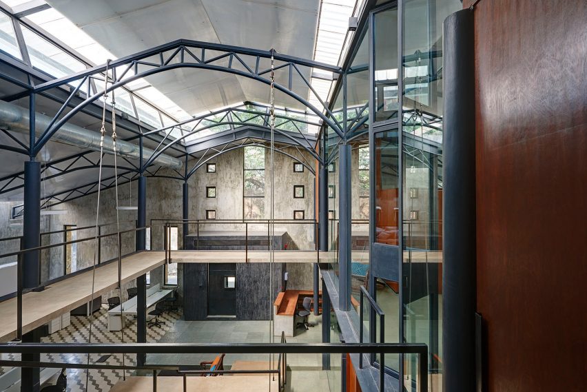 Office in Mumbai by SJK Architects