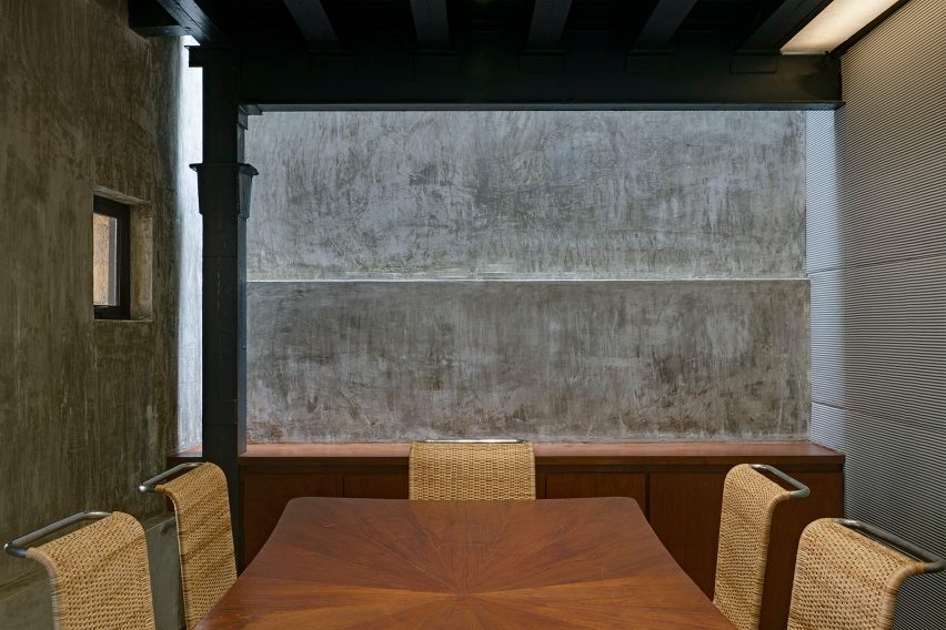 Office in Mumbai by SJK Architects