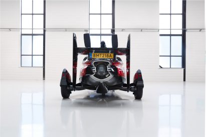 Pal-V presents "world's first" certified commercial flying car