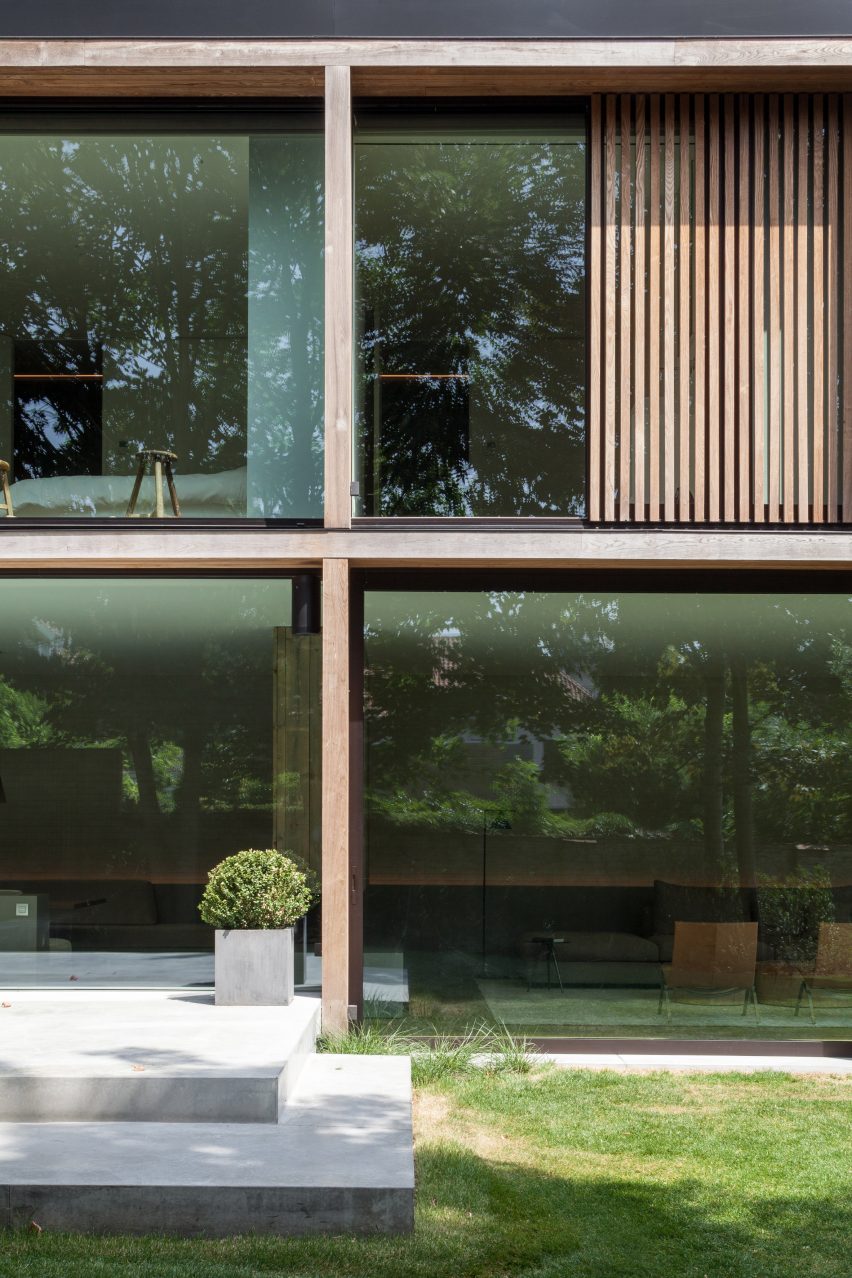 Pied-a-Terre annex by Steven Vandenborre