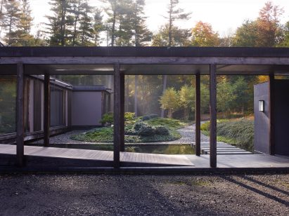 Pound Ridge House by Tsao McKown