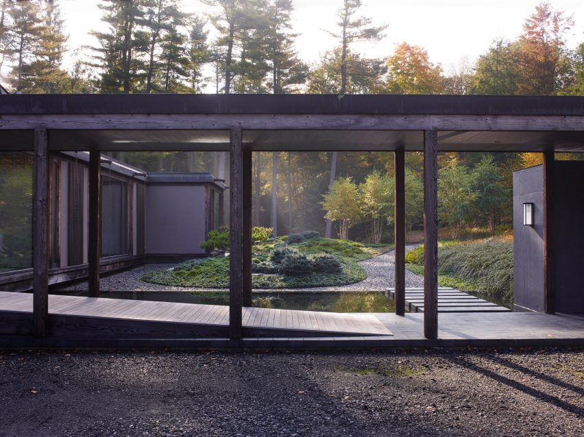 Pound Ridge House by Tsao McKown
