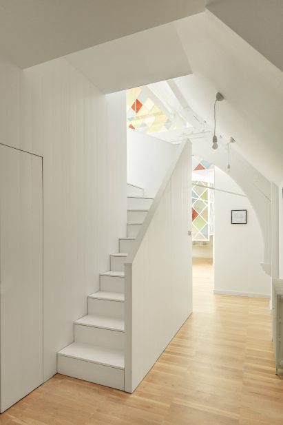 Replica House Studios by Surman Weston