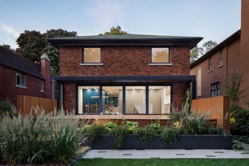 Courcelette Residence by Naturehumaine