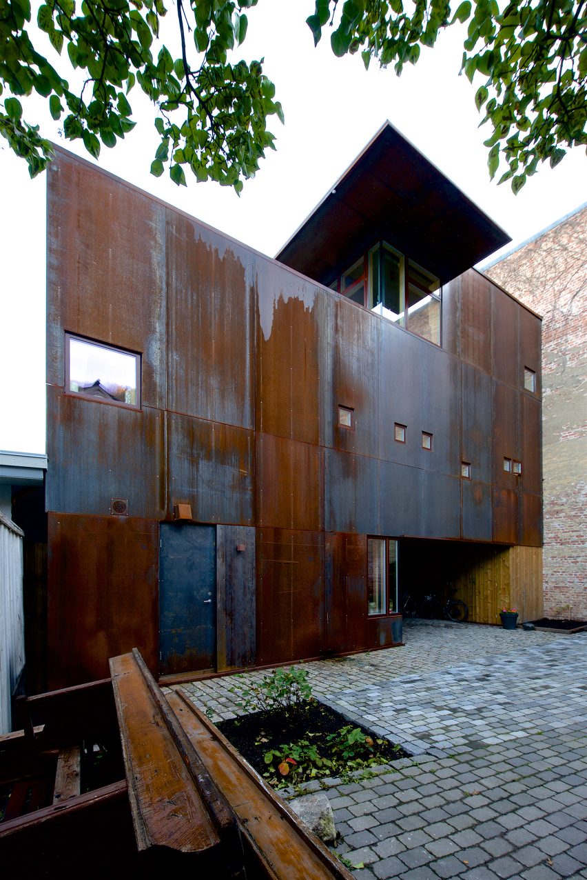Rust House by Jarmund/Vigsnæs Architects