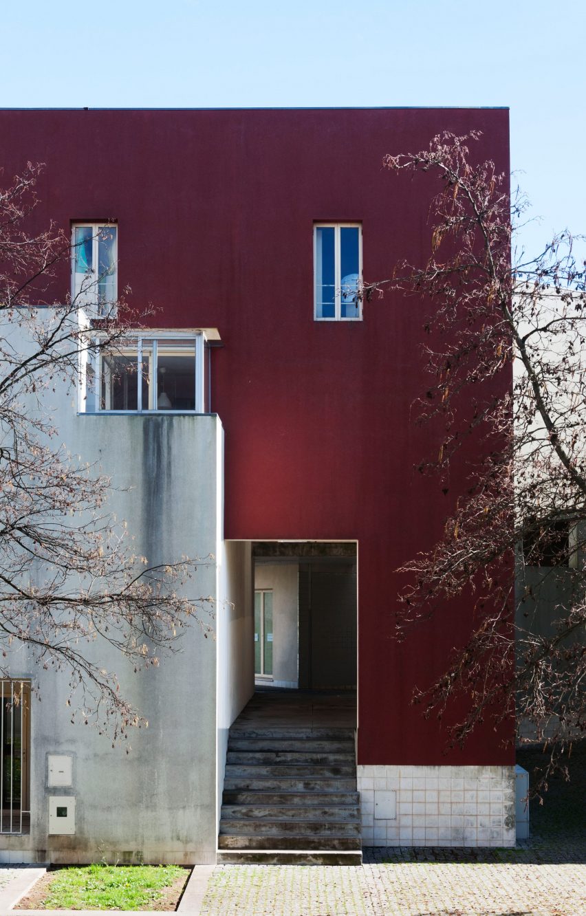 SAAL Bouça by Alvaro Sİza photographed by Zeynep Yılmaztürk​