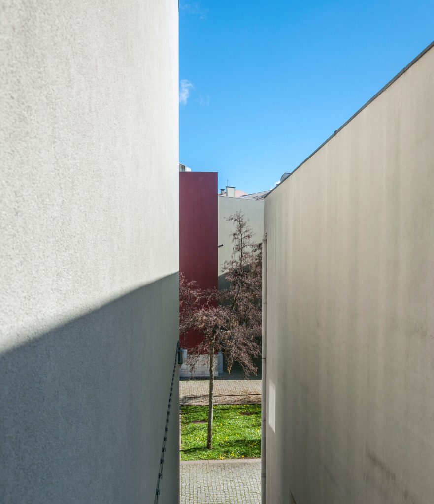 SAAL Bouça by Alvaro Sİza photographed by Zeynep Yılmaztürk​