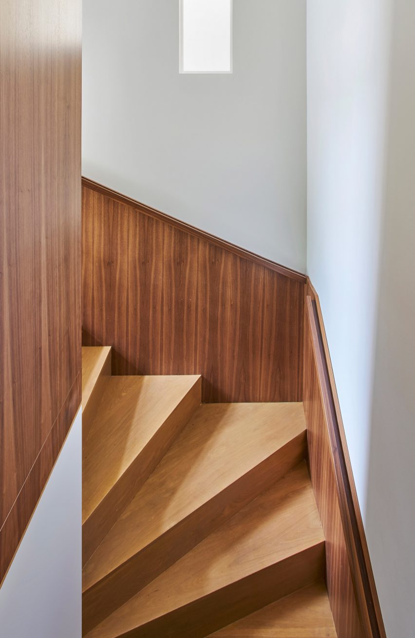 Sawyer Residence by Vladimir Radutny